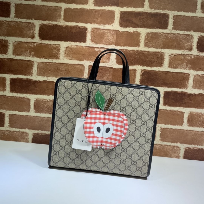 G*u*i shopping bags